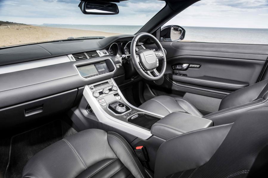 Интерьер Land Rover Range Rover Evoque Convertible 2016 года  (UK) (фото 10 из 31)